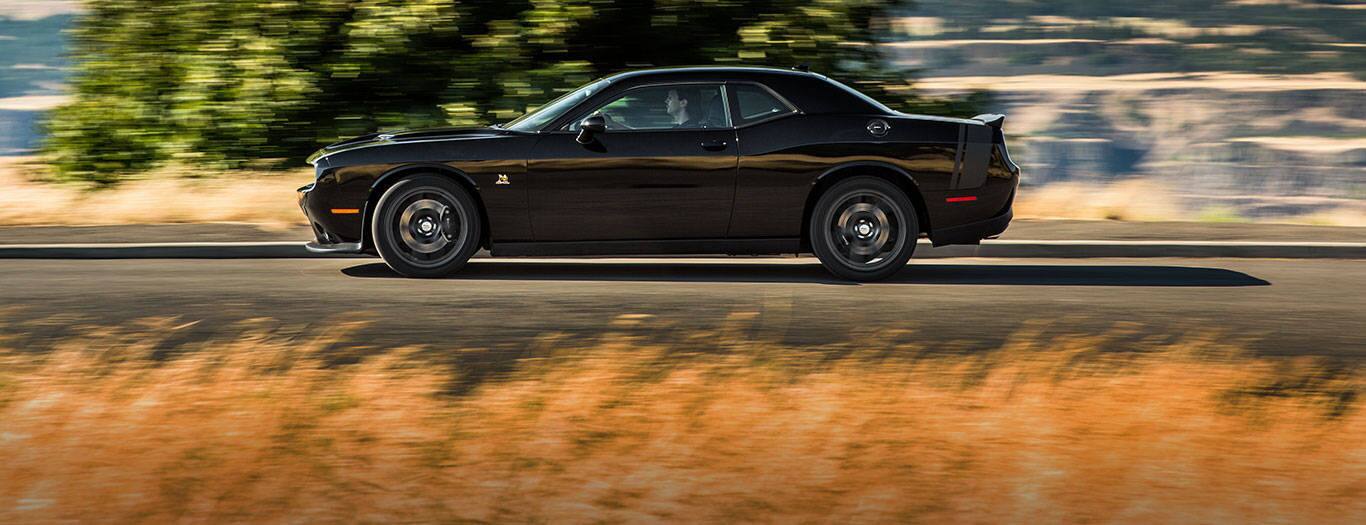 2016 Dodge Challenger Fuel Efficient HEMI Engine
