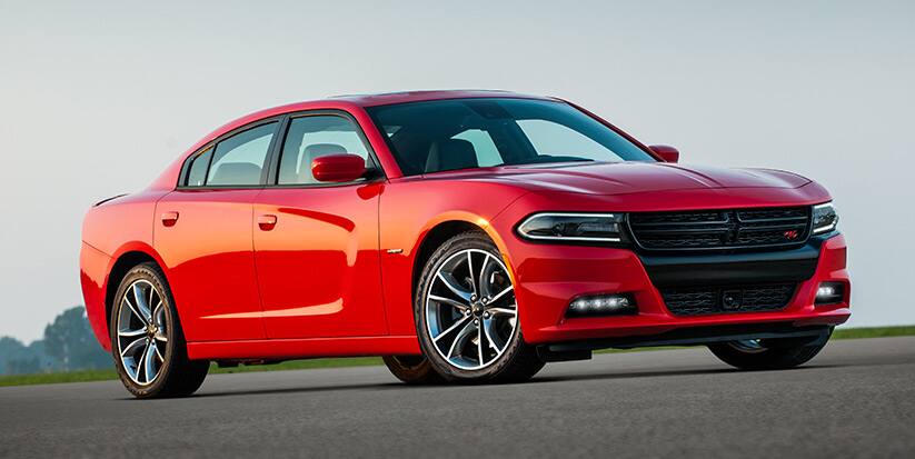 2016 Dodge Charger R/T Road & Track Side View