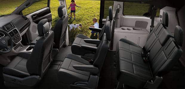 2014-grandcaravan-interior-versatility-7