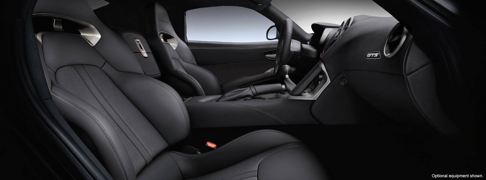 2016 Dodge Viper Interior Seating in Black Laguna Leather