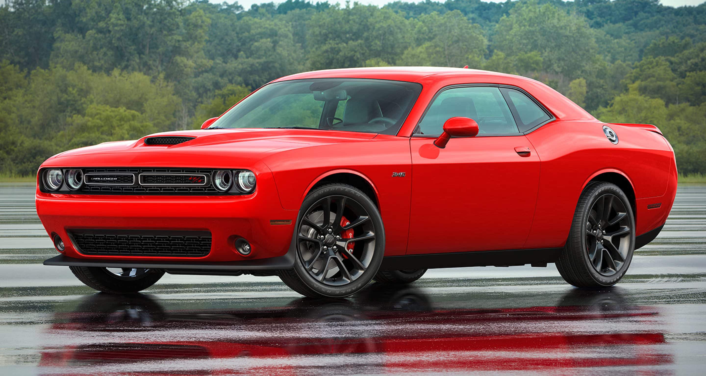 Red Dodge Challenger R/T