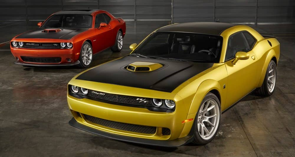 https://www.dodge.com/content/dam/fca-brands/na/dodge/en_us/2020/challenger/gallery/desktop/2020-challenger-50th-anniversary-2.jpg.image.1000.jpg