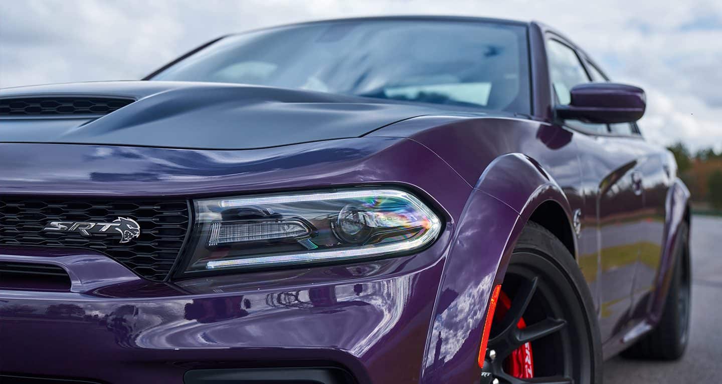 Display The front end of the 2022 Dodge Charger SRT Hellcat Widebody.